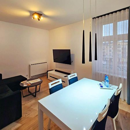 Apartamenty Na Starowce - 3 Pietro Z Widokiem Na Ratusz, Rynek Glowny I Centrum Kalisz Zewnętrze zdjęcie